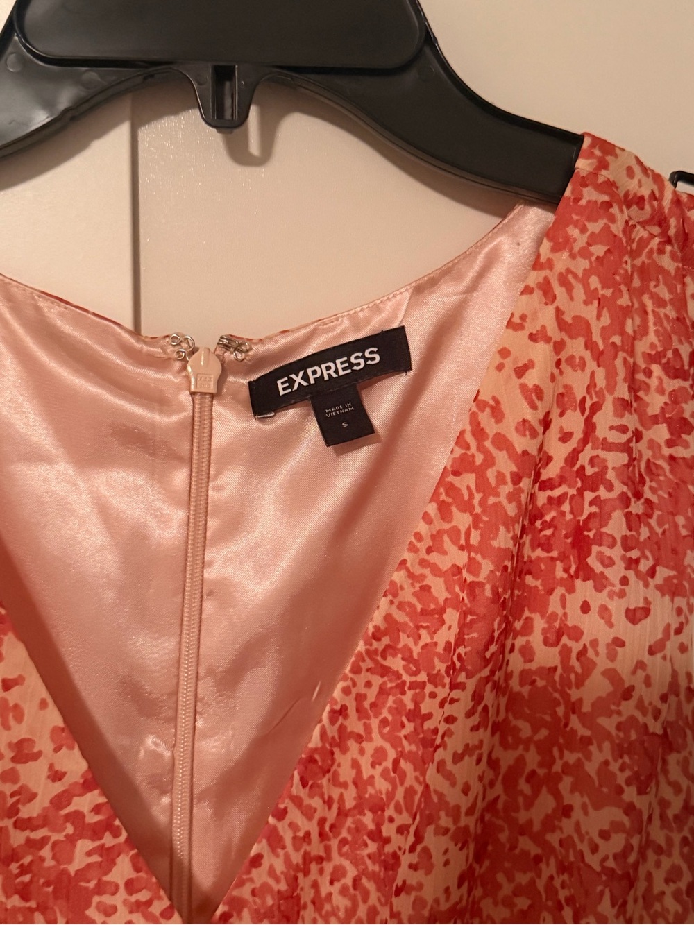 Express Coral Printed Ruffle Dress - Picture 3 of 5